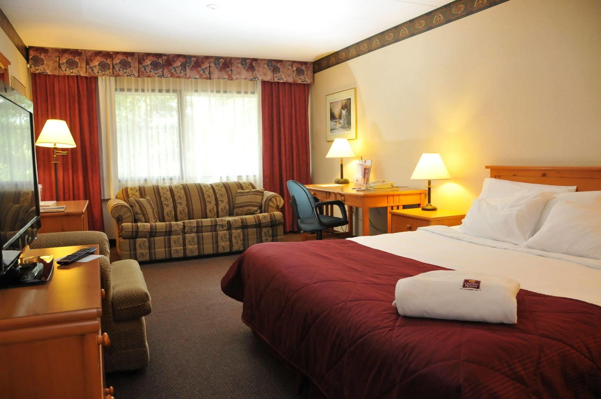 Ramada By Wyndham Pinewood Park Resort North Bay Zewnętrze zdjęcie